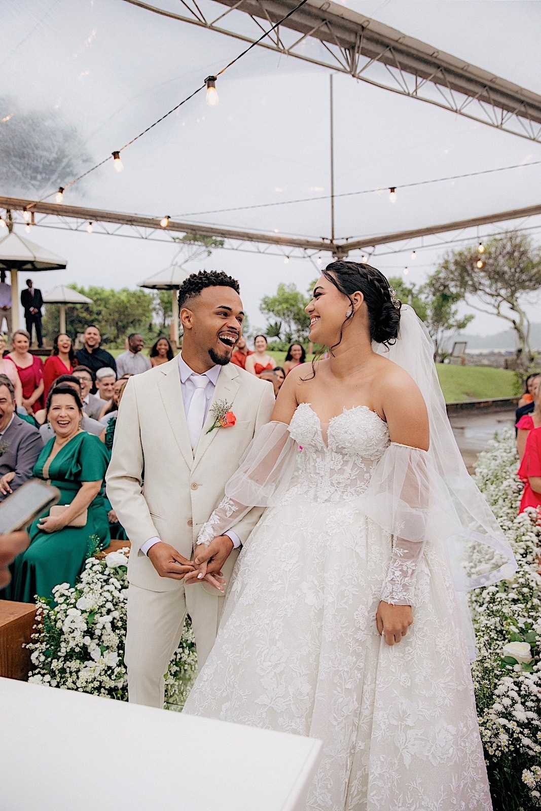 casamento - casamento no litoral - casamento ao ar livre - casamento Leticia e Joao - noivos 2024 - fotografia de casamento - chroma fotografia