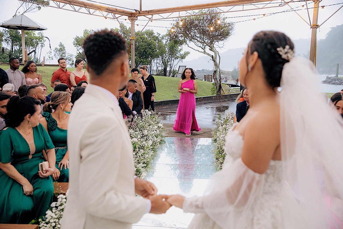 casamento - casamento no litoral - casamento ao ar livre - casamento Leticia e Joao - noivos 2024 - fotografia de casamento - chroma fotografia