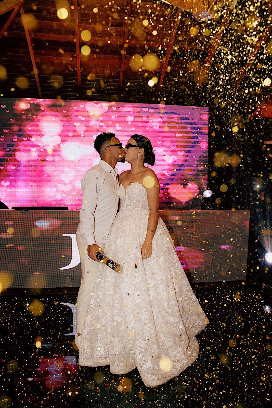 casamento - casamento no litoral - casamento ao ar livre - casamento Leticia e Joao - noivos 2024 - fotografia de casamento - chroma fotografia