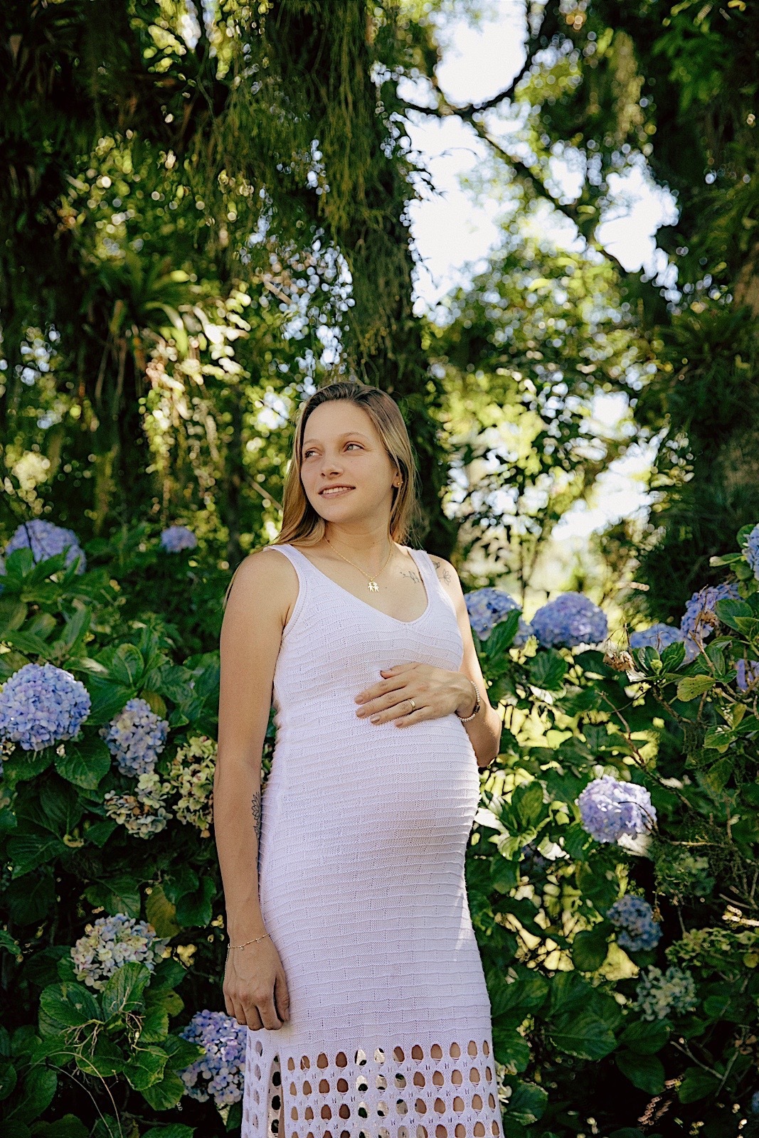 ensaio gestante - ensaio externo - ensaio em rio dos cedros - a espera de Joaquim - fotografia de familia - fotografos jaragua do sul - chroma fotografia 