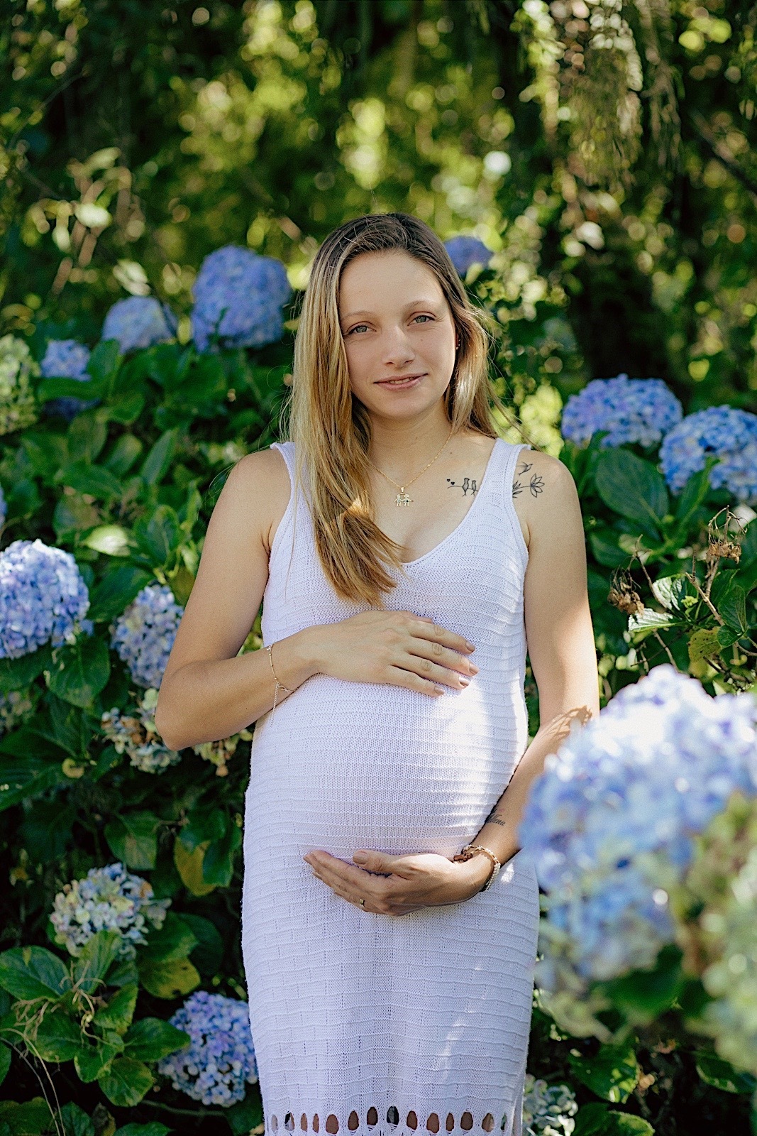 ensaio gestante - ensaio externo - ensaio em rio dos cedros - a espera de Joaquim - fotografia de familia - fotografos jaragua do sul - chroma fotografia 