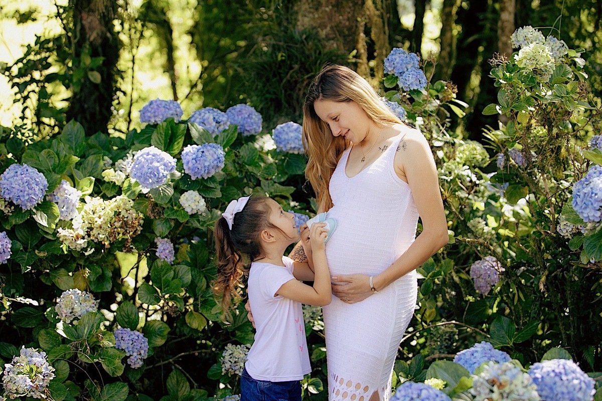 ensaio gestante - ensaio externo - ensaio em rio dos cedros - a espera de Joaquim - fotografia de familia - fotografos jaragua do sul - chroma fotografia 