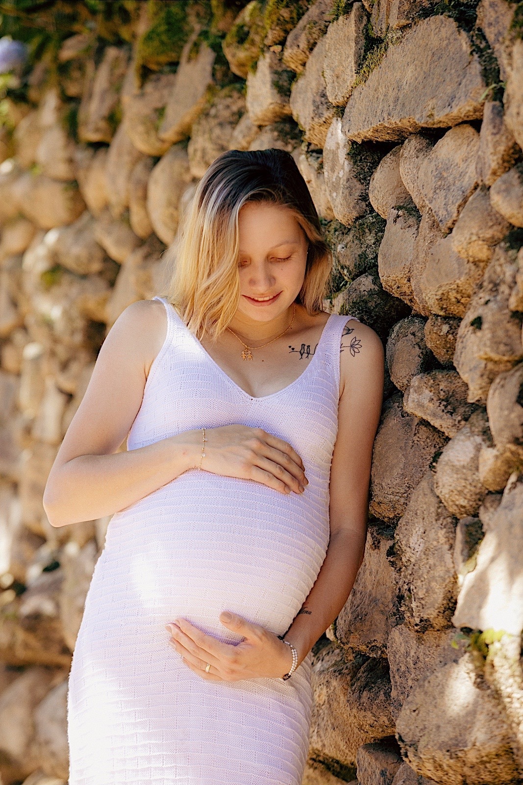 ensaio gestante - ensaio externo - ensaio em rio dos cedros - a espera de Joaquim - fotografia de familia - fotografos jaragua do sul - chroma fotografia 