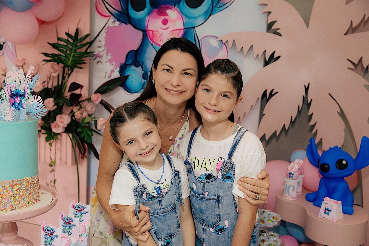 aniversario - aniversario infantil - Maria Eduarda 10 anos - tema Lilo & Stich - fotografia de familia - fotografos jaragua do sul - chroma fotografia 