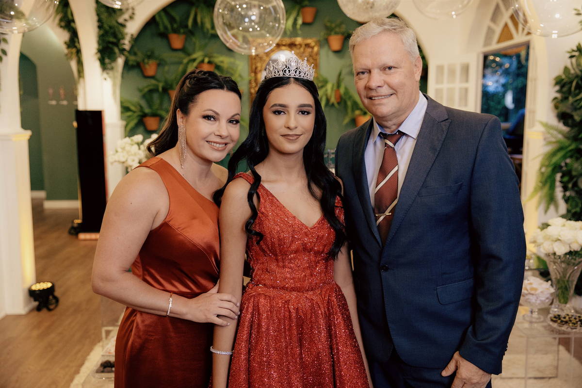 aniversario - aniversario de 15 anos - 15 anos - ketlyn 15 anos - festa de 15 anos - fotografia de familia - fotografos jaragua do sul - chroma fotografia