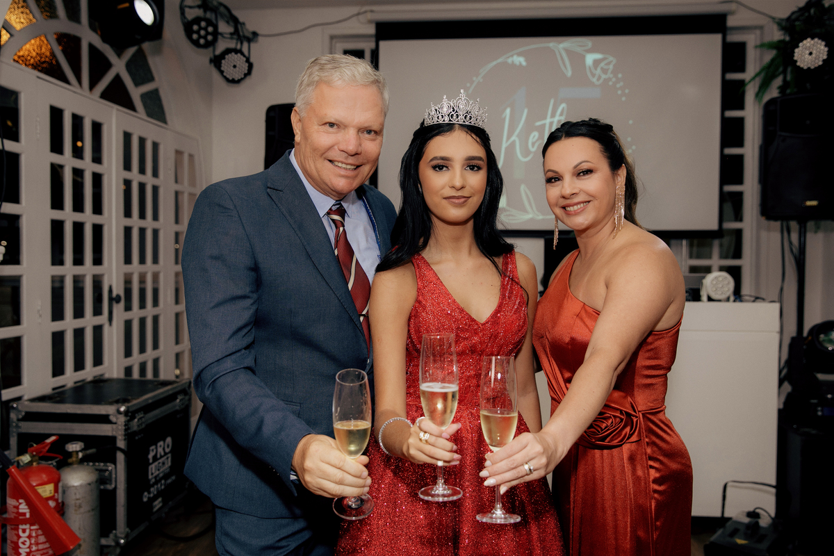 aniversario - aniversario de 15 anos - 15 anos - ketlyn 15 anos - festa de 15 anos - fotografia de familia - fotografos jaragua do sul - chroma fotografia