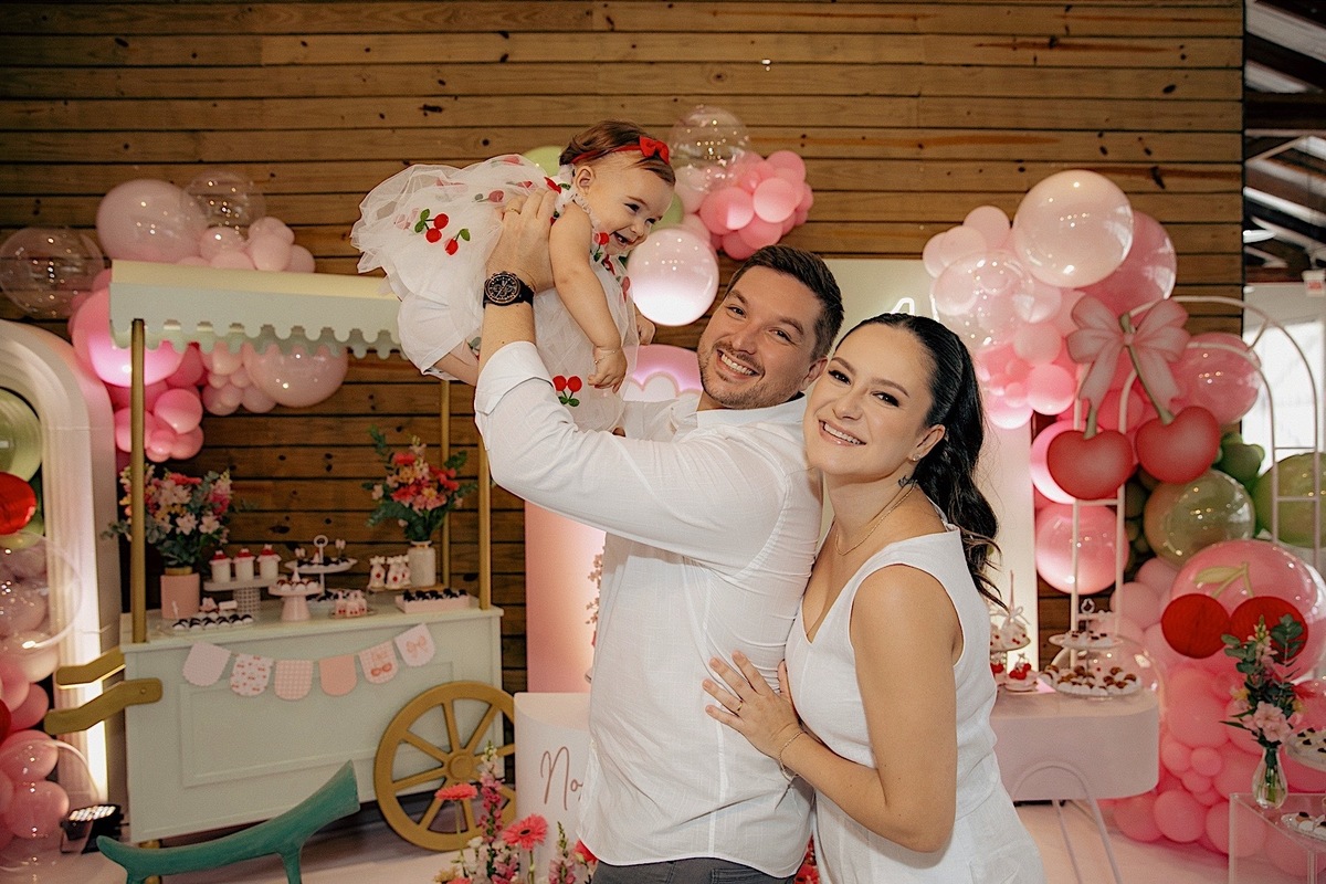 aniversario - aniversario infantil - maria otavia 1 ano - festa de 1 ano - fotografos jaraguá do sul - fotografia de familia - fotografia infantil - chroma fotografia - tema cereja