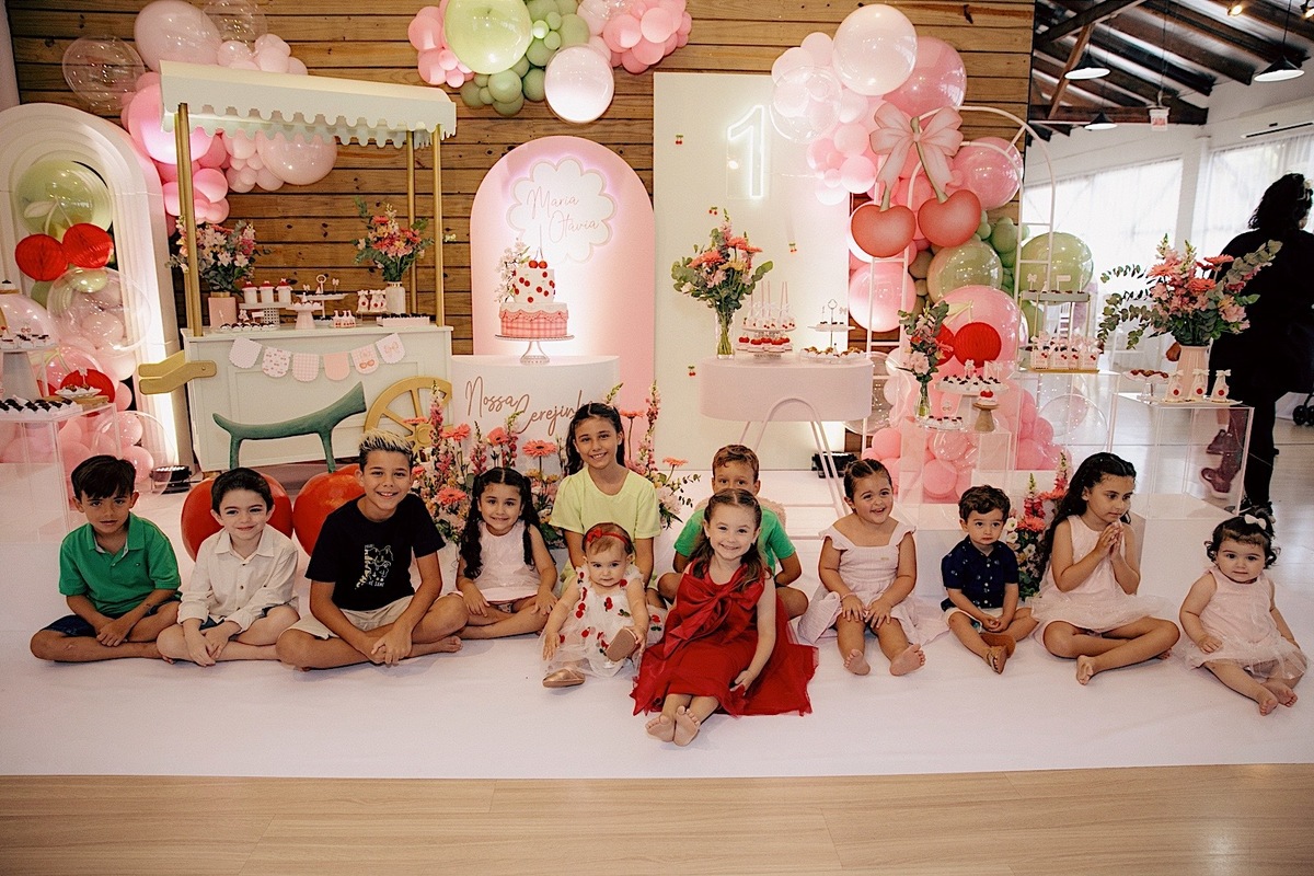 aniversario - aniversario infantil - maria otavia 1 ano - festa de 1 ano - fotografos jaraguá do sul - fotografia de familia - fotografia infantil - chroma fotografia - tema cereja