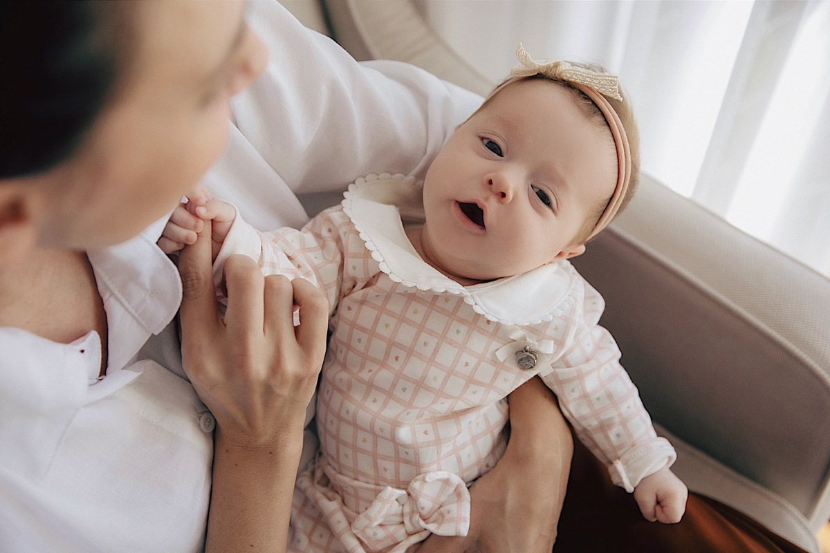 acompanhamento mensal - acompanhamento infantil - ensaio mes a mes - ensaio infantil - ensaio em casa - Celina acompanhamento - familia - ensaio familia - jaragua do sul - fotogarfos jaragua do sul - chroma Fotografia 