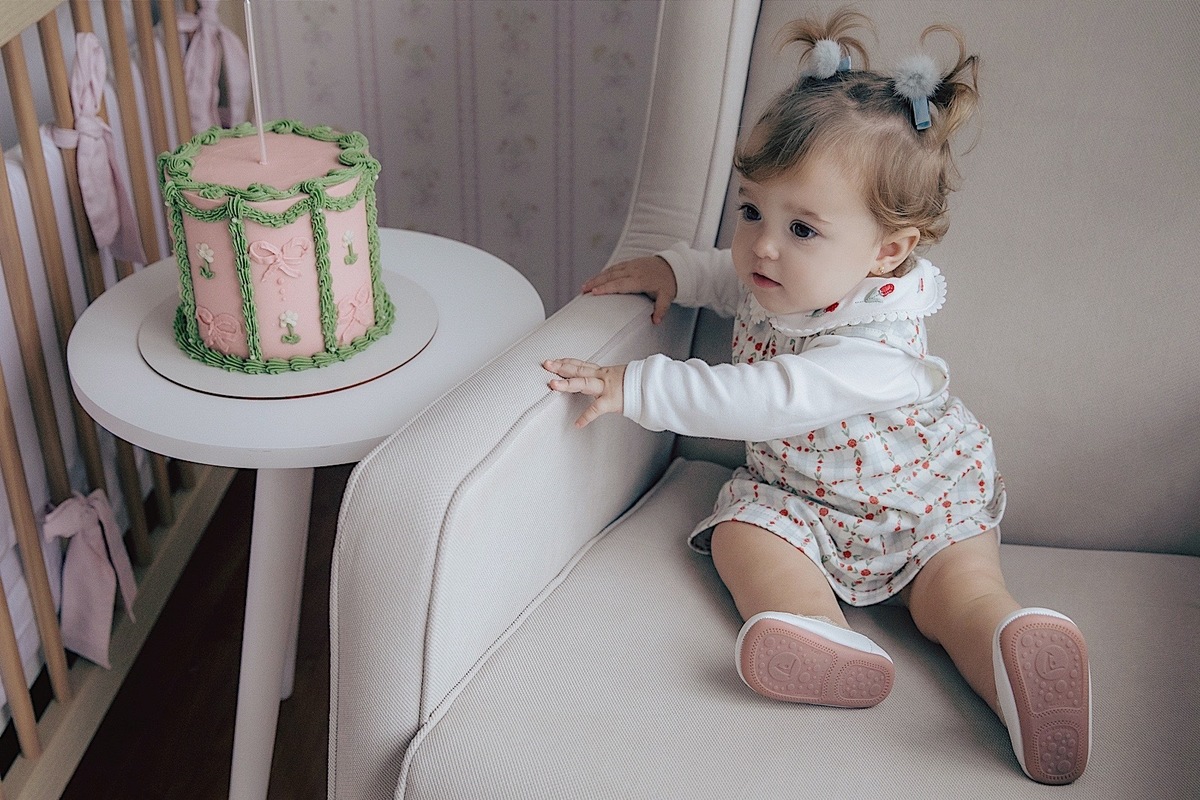 acompanhamento mensal - acompanhamento infantil - ensaio mes a mes - ensaio infantil - ensaio em casa - Celina acompanhamento - familia - ensaio familia - jaragua do sul - fotogarfos jaragua do sul - chroma Fotografia 