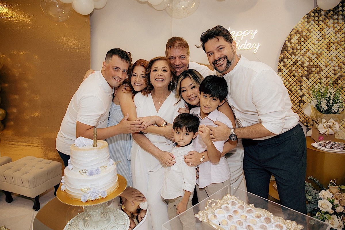 aniversario - aniversario adulto - festa de aniversario - aniversario Sonia 66 anos - fotografioa de familia - fotografos jaragua do sul - chroma fotografia