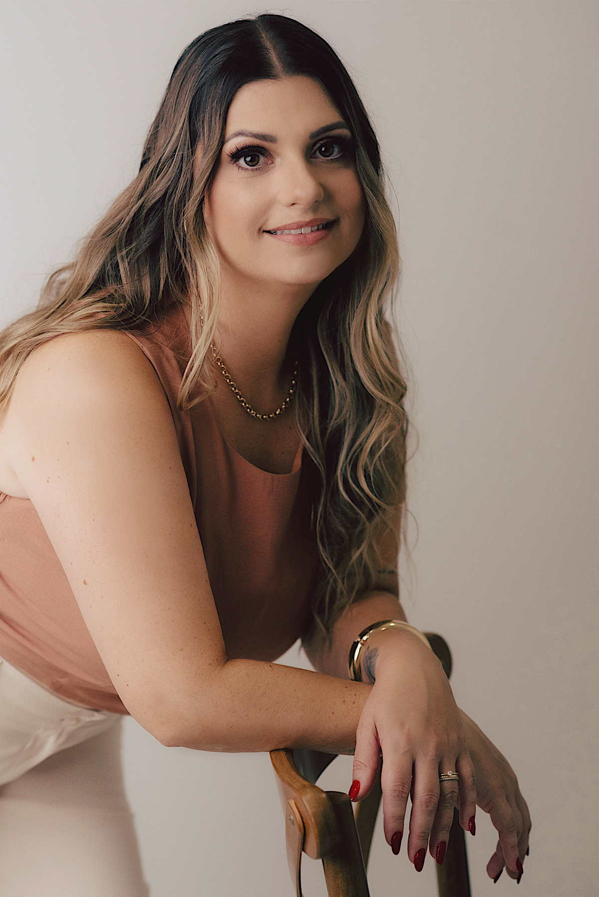 carou - caroline silva - ensaio individual - estudio - sao bento do sul - chroma fotografia