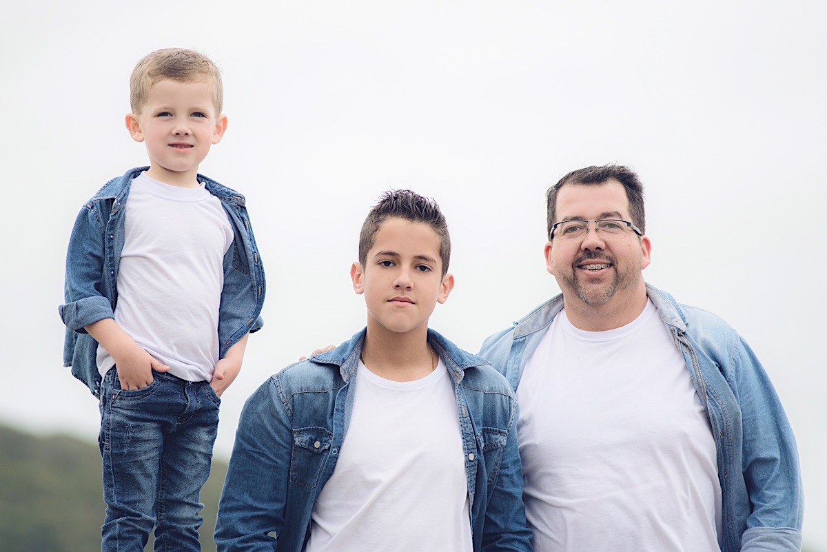 ensaio família - ensaio na praia - mãe de 3 - são francisco do sul - chroma fotografia