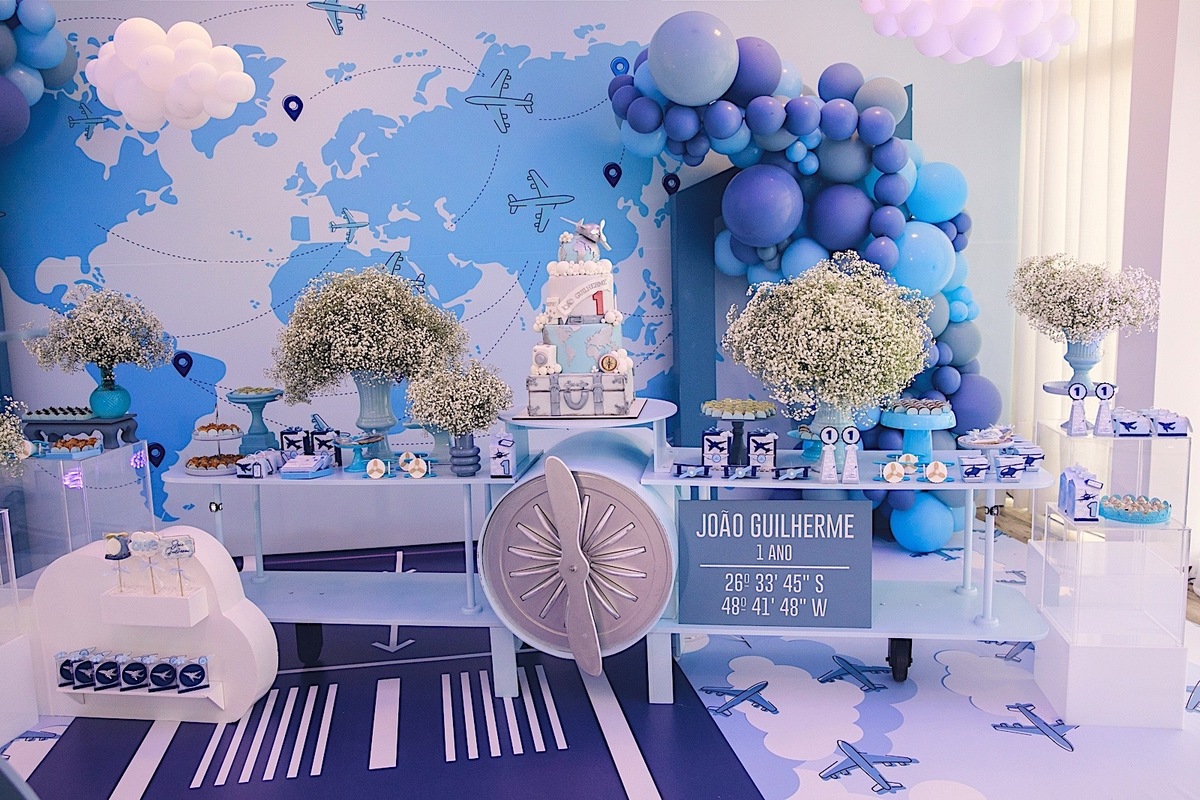 aniversario - aniversario infantil - festa de aniversario - aniversario de 1 ano - primeiro aninho - 1 ano João Guilherme - tema aviação - chroma fotografia 