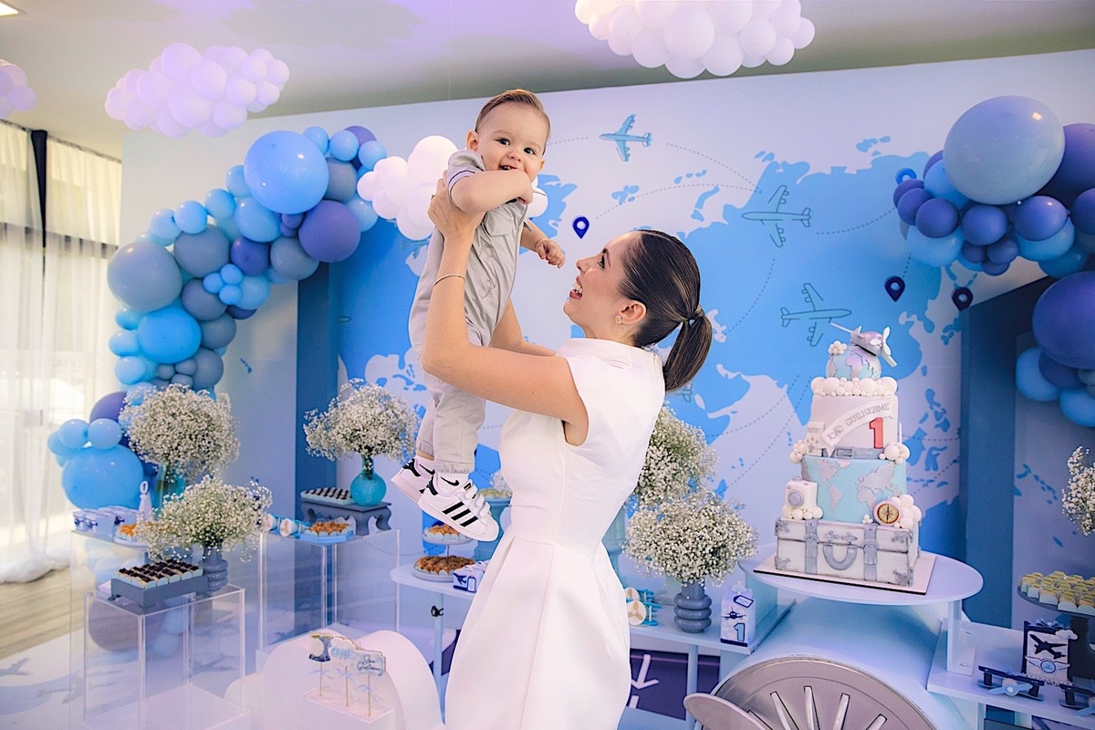 aniversario - aniversario infantil - festa de aniversario - aniversario de 1 ano - primeiro aninho - 1 ano João Guilherme - tema aviação - chroma fotografia 