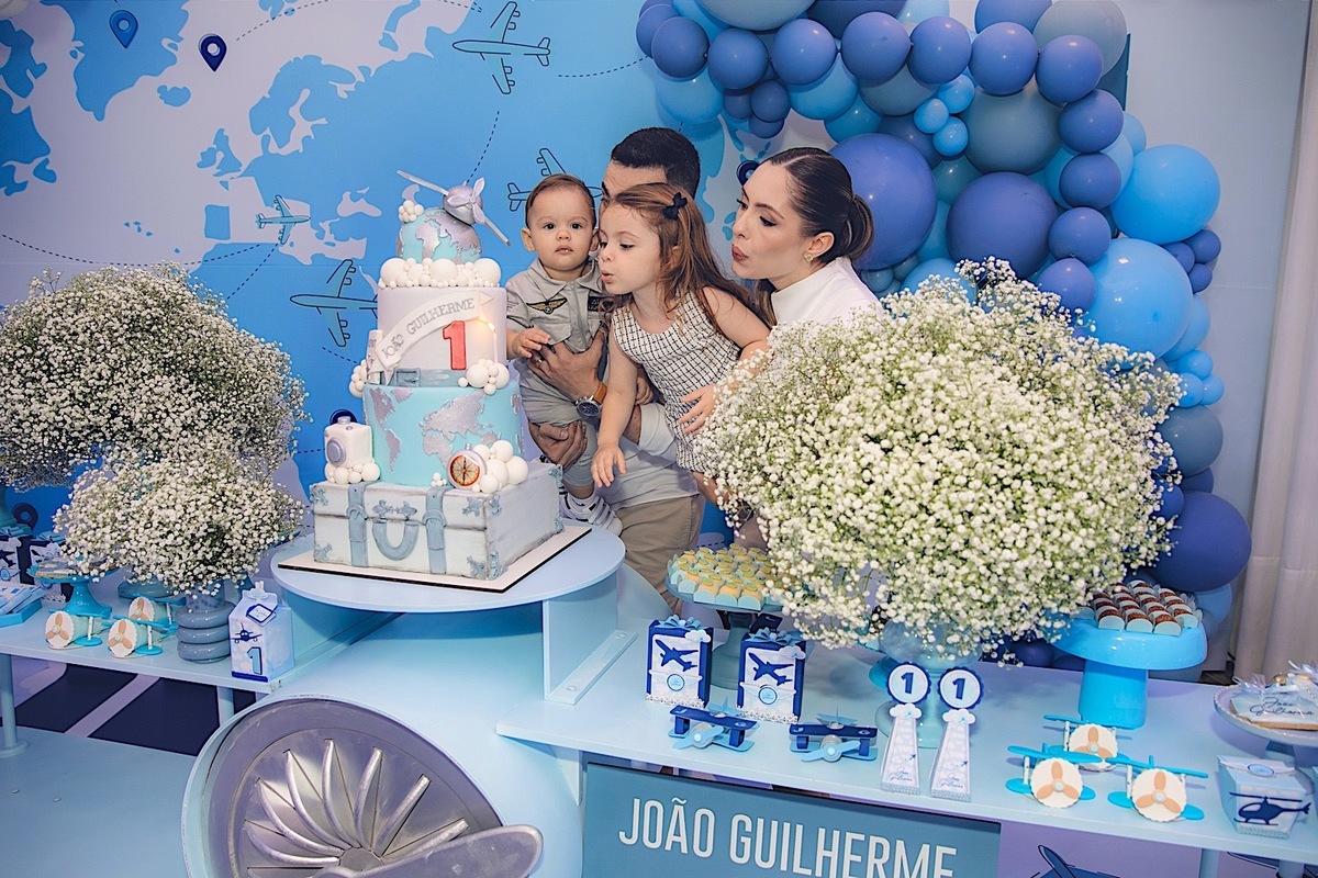 aniversario - aniversario infantil - festa de aniversario - aniversario de 1 ano - primeiro aninho - 1 ano João Guilherme - tema aviação - chroma fotografia 