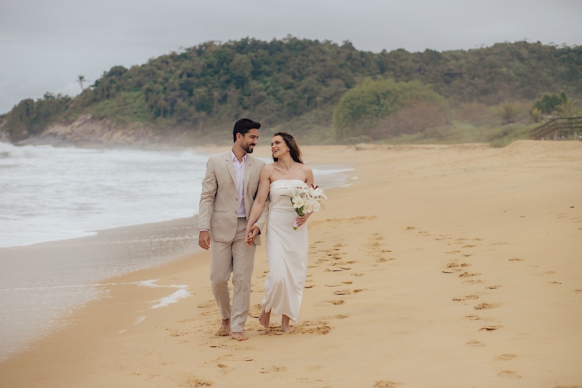 casamento  - casamento civil - casamento na praia - ensaio de casamento - barbara e lucas - fotografos litoral - fotografos de itapema - chroma fotografia 
