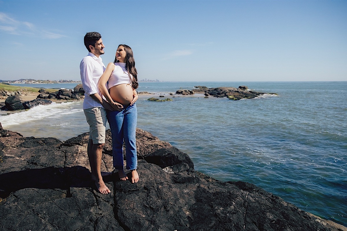 ensaio gestante - gestante - ensaio na praia - ensaio no litoral - ensaio familia - praia do grant - chroma fotografia 