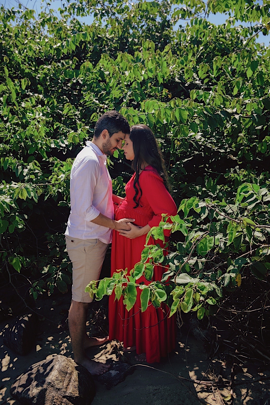 ensaio gestante - gestante - ensaio na praia - ensaio no litoral - ensaio familia - praia do grant - chroma fotografia 