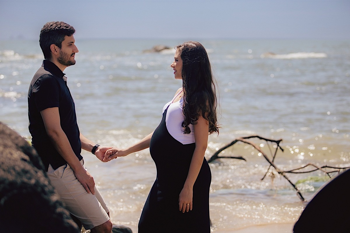 ensaio gestante - gestante - ensaio na praia - ensaio no litoral - ensaio familia - praia do grant - chroma fotografia 