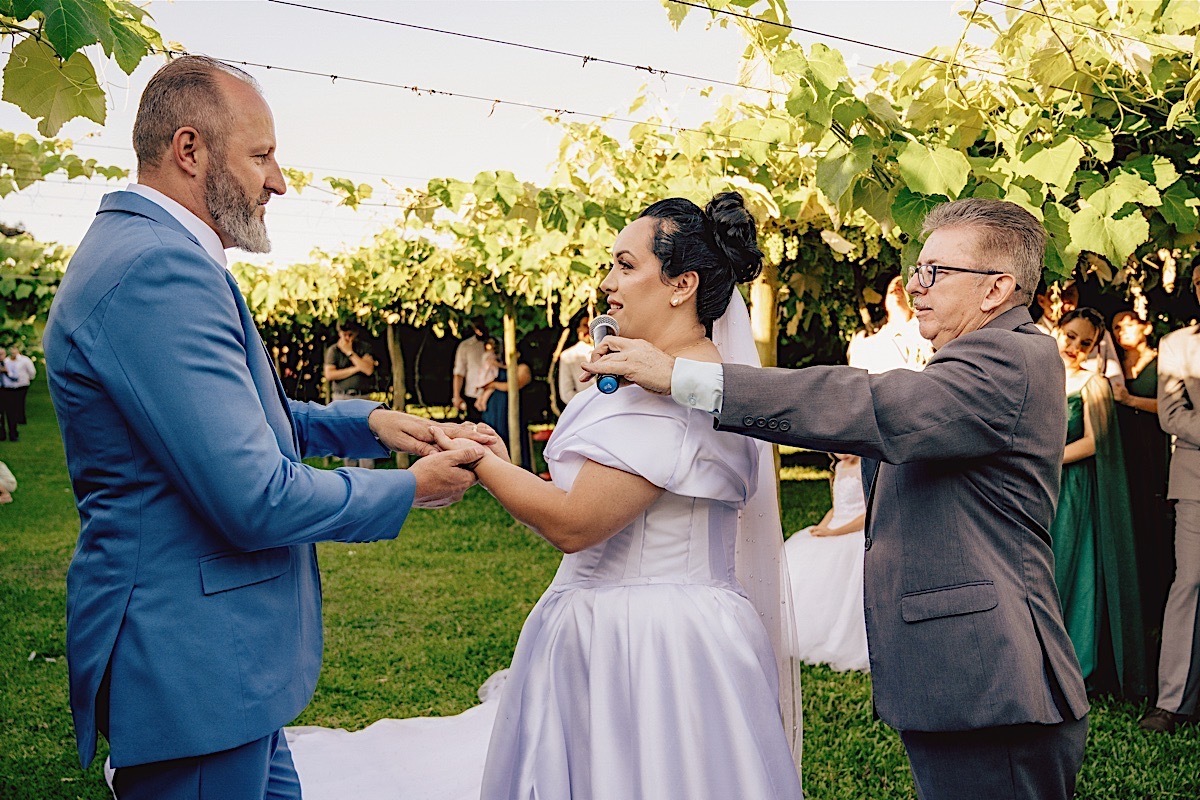casamento - vinicola casa zator - aline - odirlei - casamento de dia - planalto norte - sc - parana - fotografo de casamento - chroma fotografia