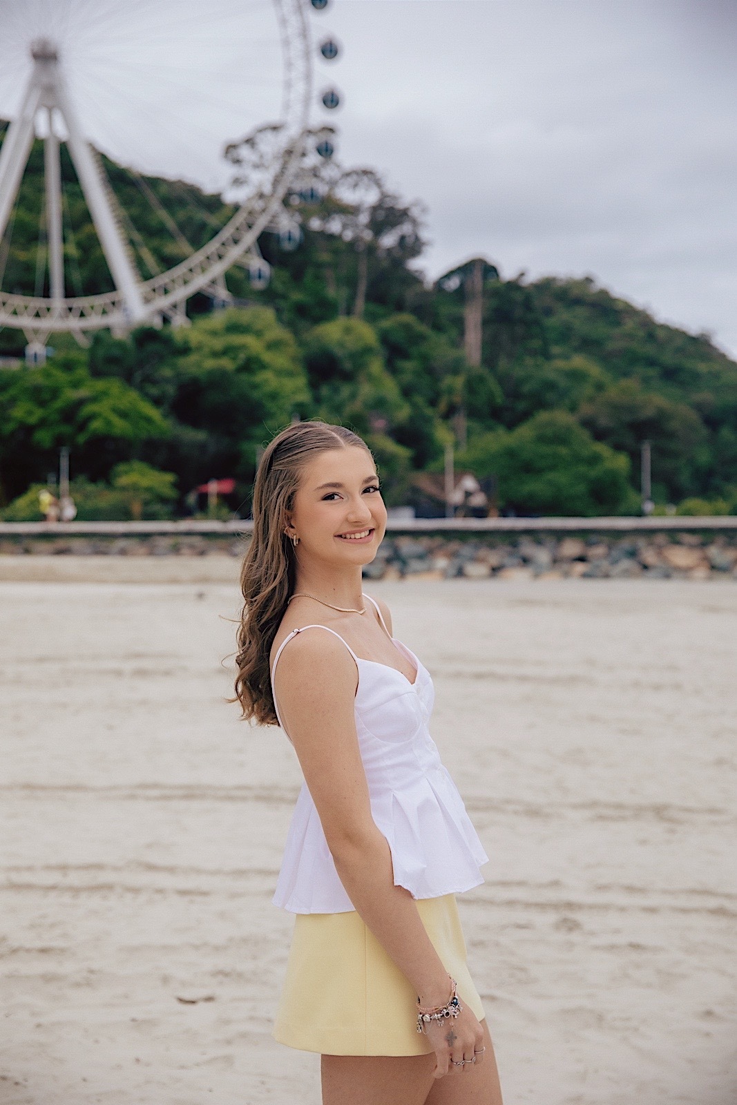 ensaio 15 anos - ensaio na praia - ensaio no litoral - Isadora 15 anos - fotografos litoral - fotografos jaragua do sul - chroma fotografia