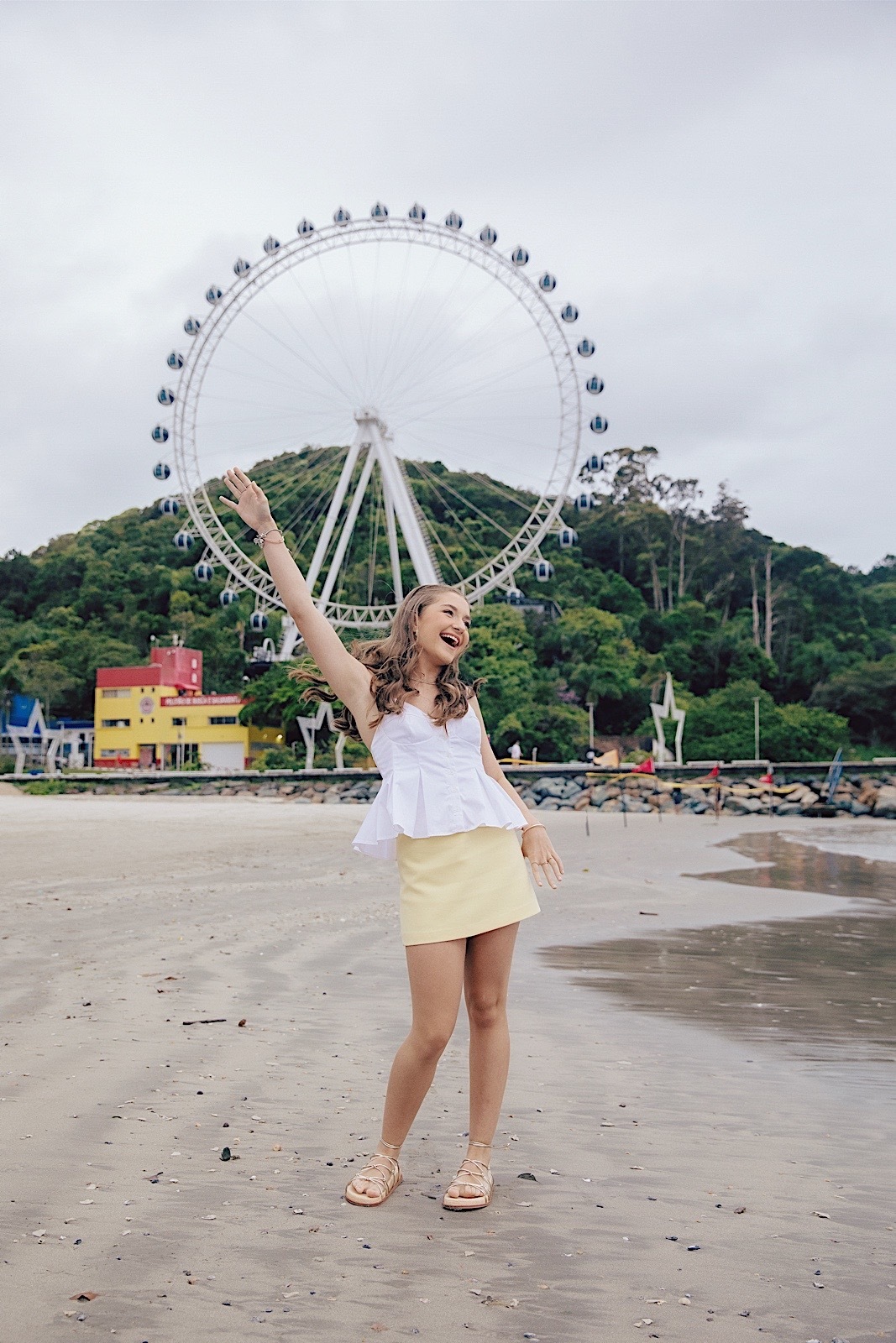 ensaio 15 anos - ensaio na praia - ensaio no litoral - Isadora 15 anos - fotografos litoral - fotografos jaragua do sul - chroma fotografia