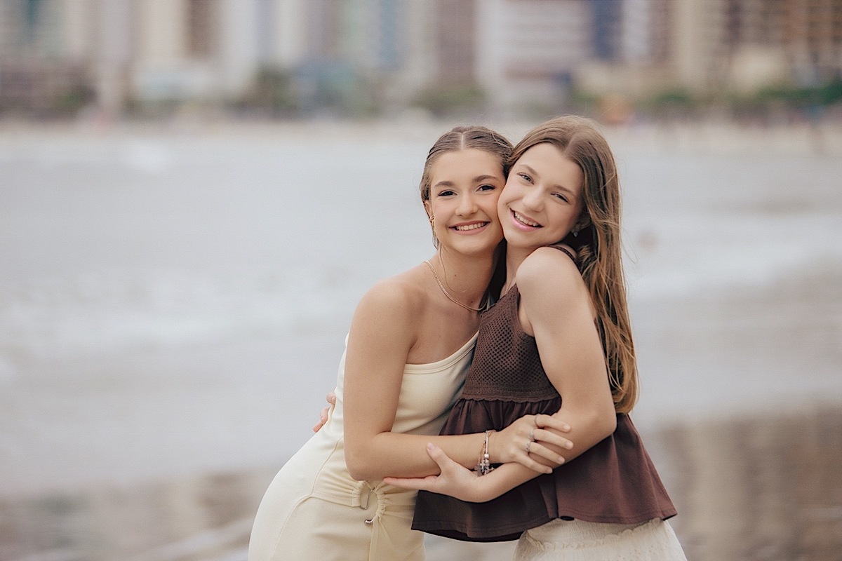 ensaio 15 anos - ensaio na praia - ensaio no litoral - Isadora 15 anos - fotografos litoral - fotografos jaragua do sul - chroma fotografia