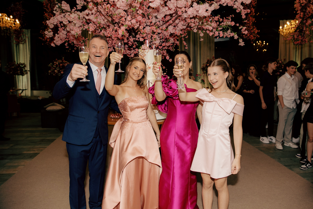 aniversario - aniversario 15 anos - 15 anos isadora - festa de 15 anos - fotografos jaragua do sul - chroma fotografia