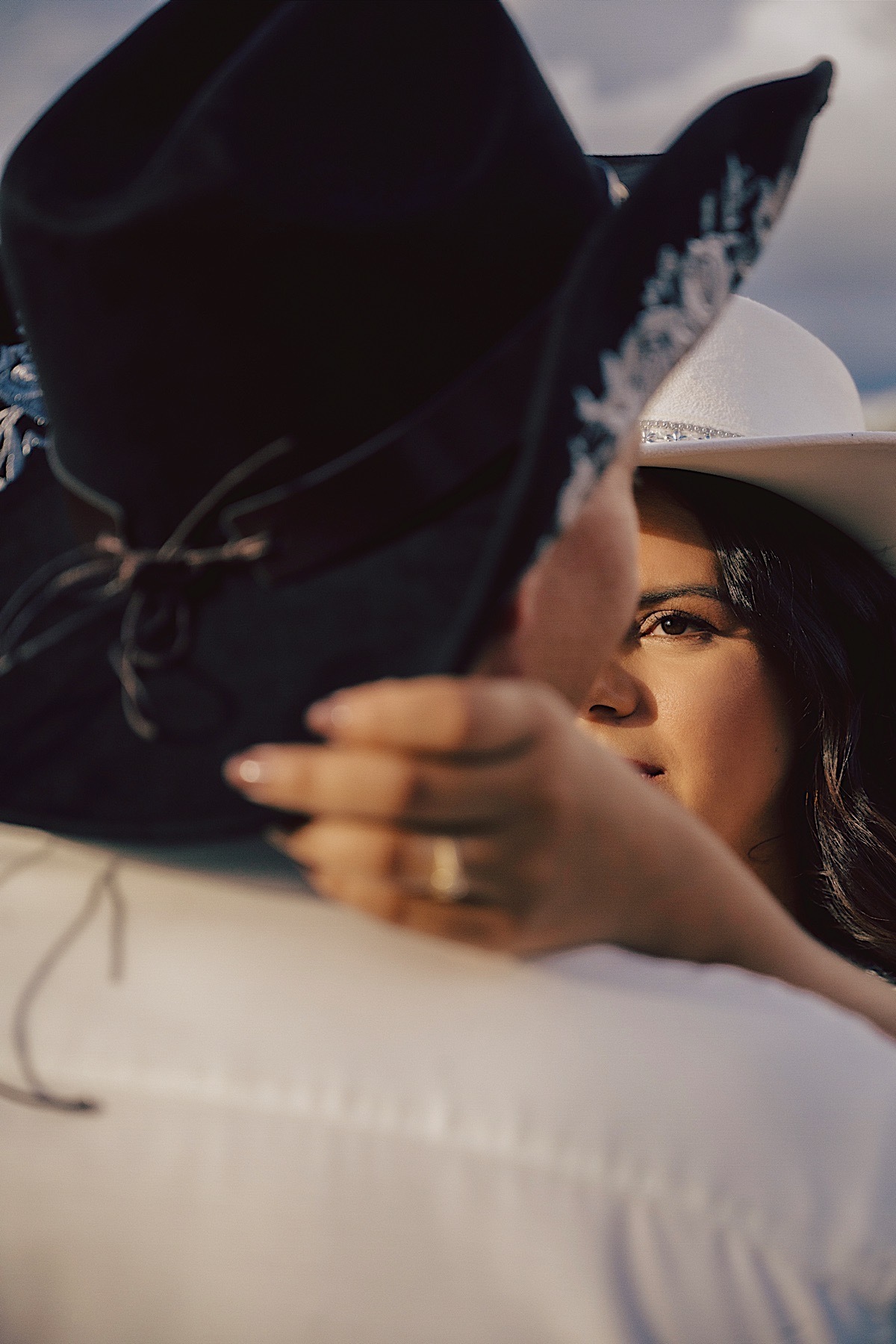 ensaio pre casamento - letts road - colonia wittmarsum - palmeira - vanessa - allan - vall center - cowboy - texas - por do sol - celeiro - chroma fotografia