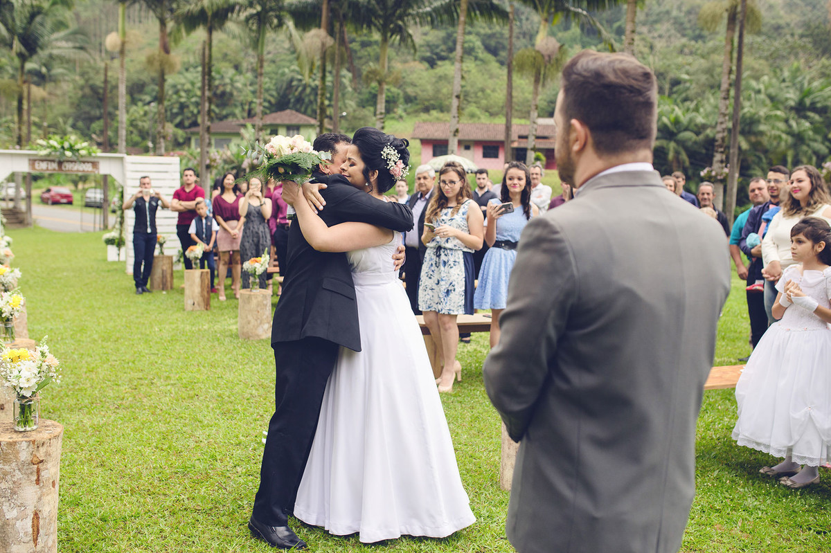 casamento - Lucimar _ Jaison - casamento ao ar livre - casamento de dia - fotografos de jaraguá do sul - cerimônia - chroma fotografia