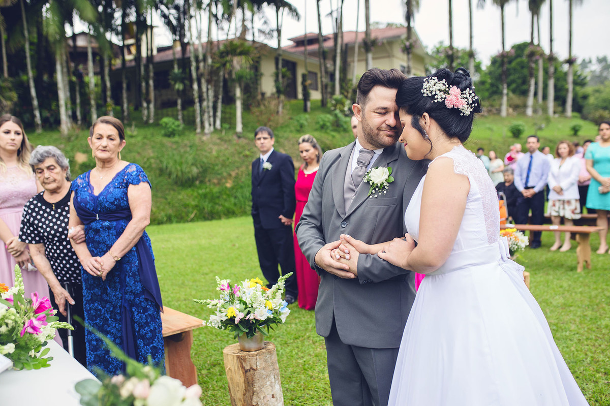 casamento - Lucimar _ Jaison - casamento ao ar livre - casamento de dia - fotografos de jaraguá do sul - cerimônia - chroma fotografia