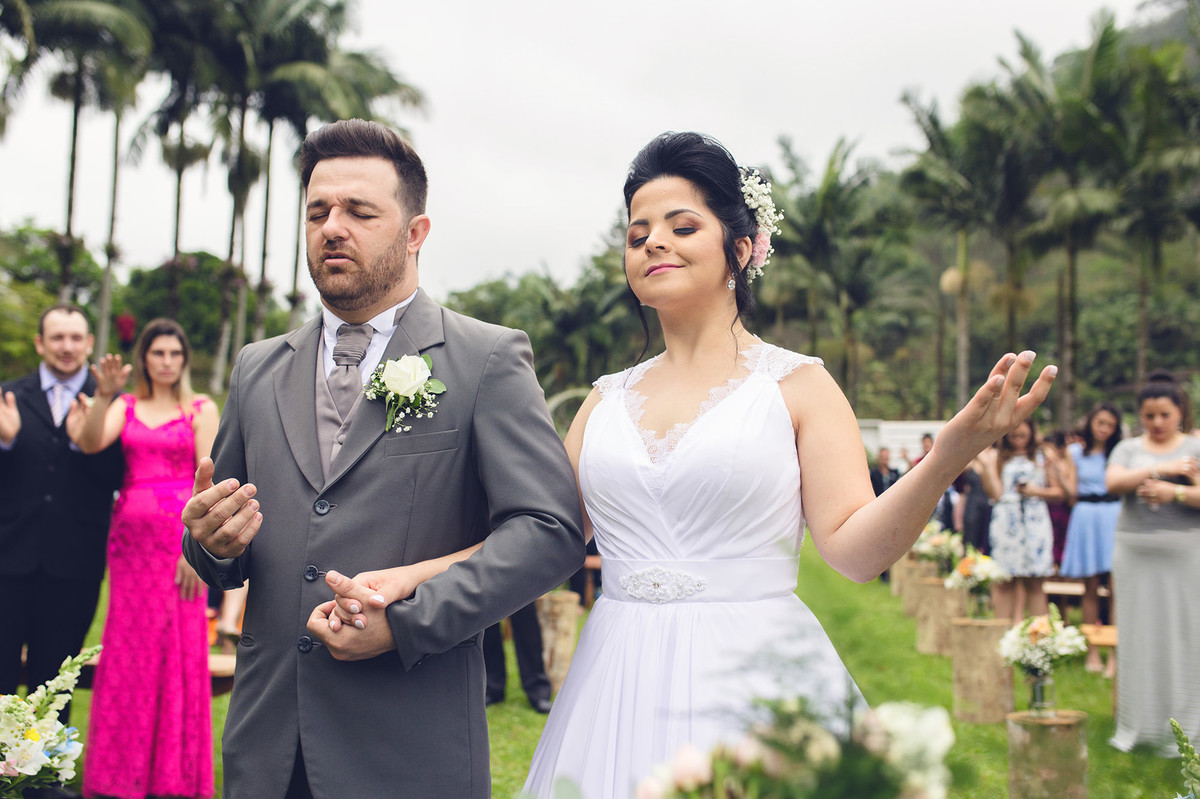 casamento - Lucimar _ Jaison - casamento ao ar livre - casamento de dia - fotografos de jaraguá do sul - cerimônia - chroma fotografia