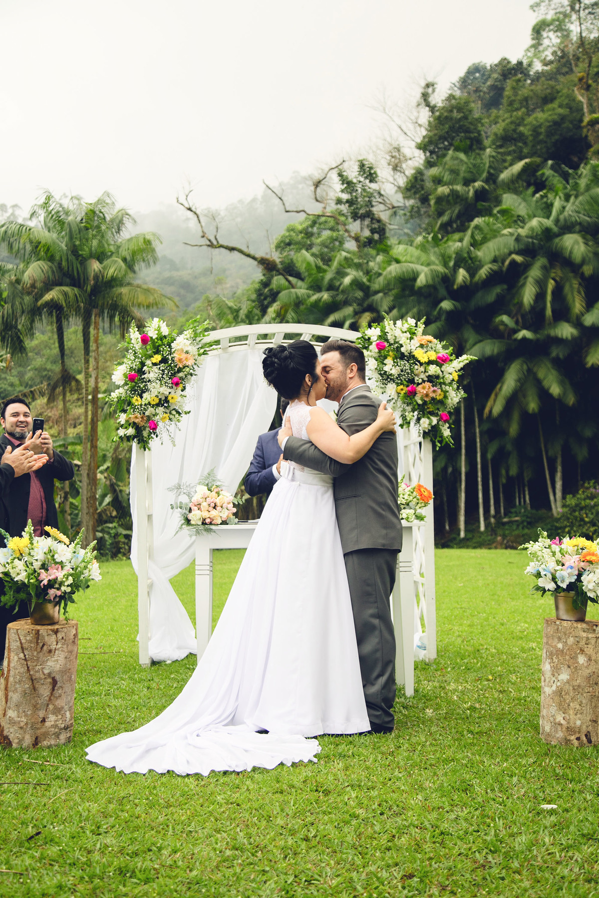 casamento - Lucimar _ Jaison - casamento ao ar livre - casamento de dia - fotografos de jaraguá do sul - cerimônia - chroma fotografia