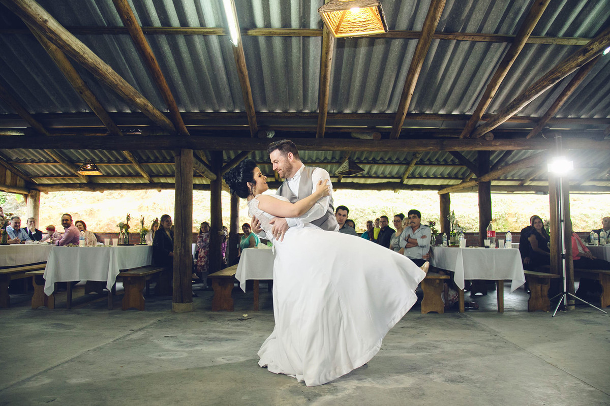 casamento - Lucimar _ Jaison - casamento ao ar livre - casamento de dia - fotografos de jaraguá do sul - cerimônia - chroma fotografia