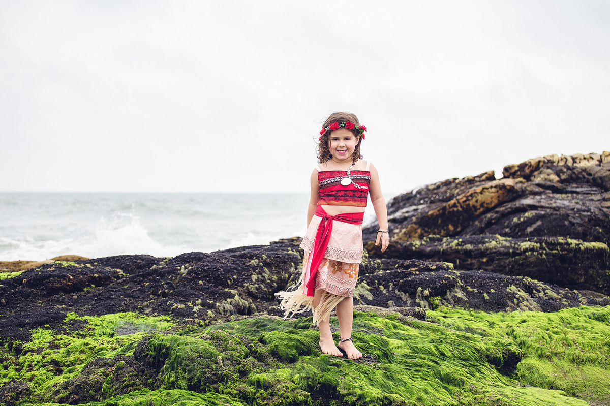ensaio fotográfico - Tainá 5 anos - ensaio na praia - itapoá - fotografos de jaraguá do sul - chroma fotografia