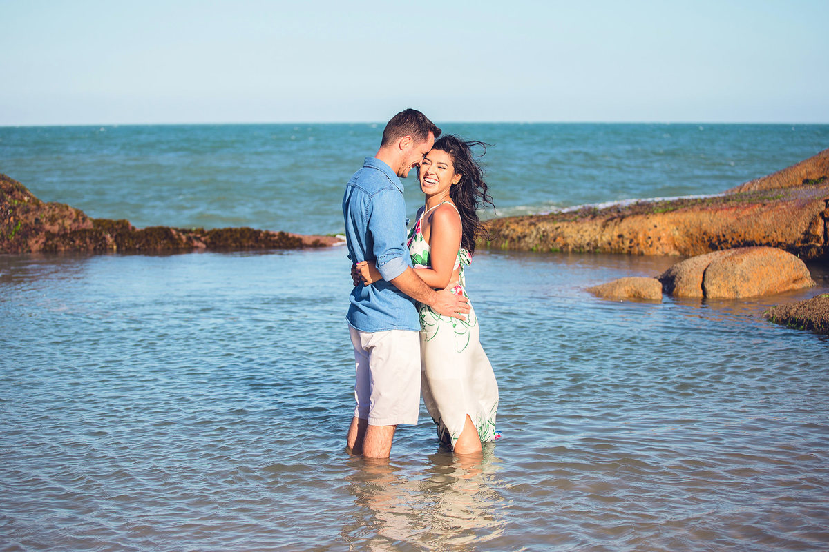 ensaio pré casamento - ensaio na guarda do embaú - ensaio casal - Andressa _ Valter - fotográfos SC - ensaio na praia - fotografos de jaraguá do sul - chroma fotografia