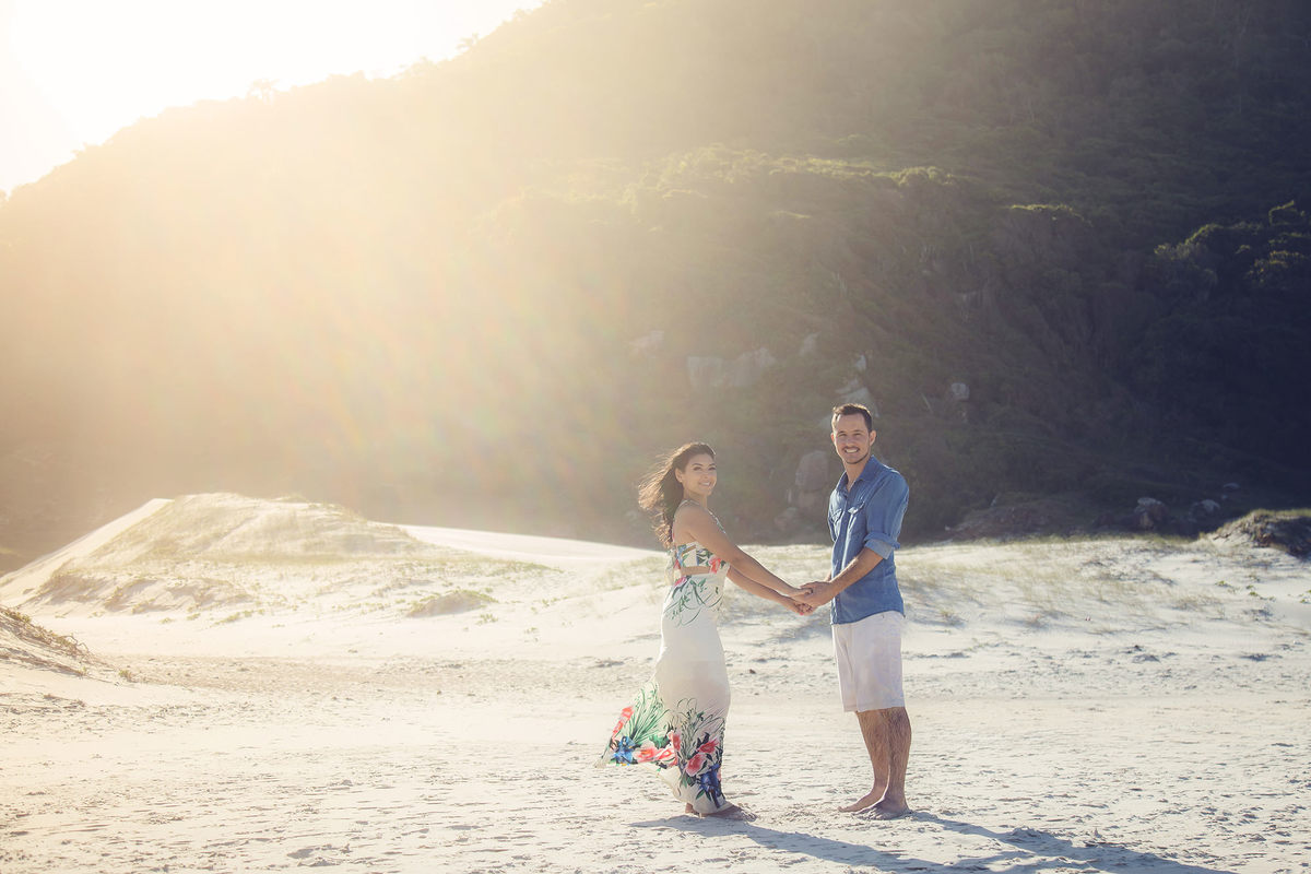 ensaio pré casamento - ensaio na guarda do embaú - ensaio casal - Andressa _ Valter - fotográfos SC - ensaio na praia - fotografos de jaraguá do sul - chroma fotografia
