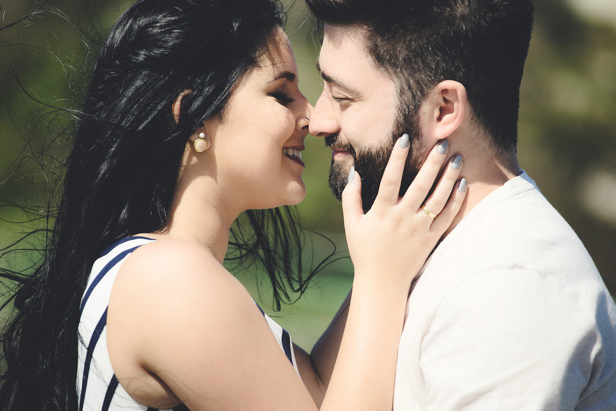 ensaio pré casamento - ensaio fotografico - ensaio na praia - ensaio externo - ensaio na praia de armação - Pré casamento Giulia _ Guilherme - chroma fotografia
