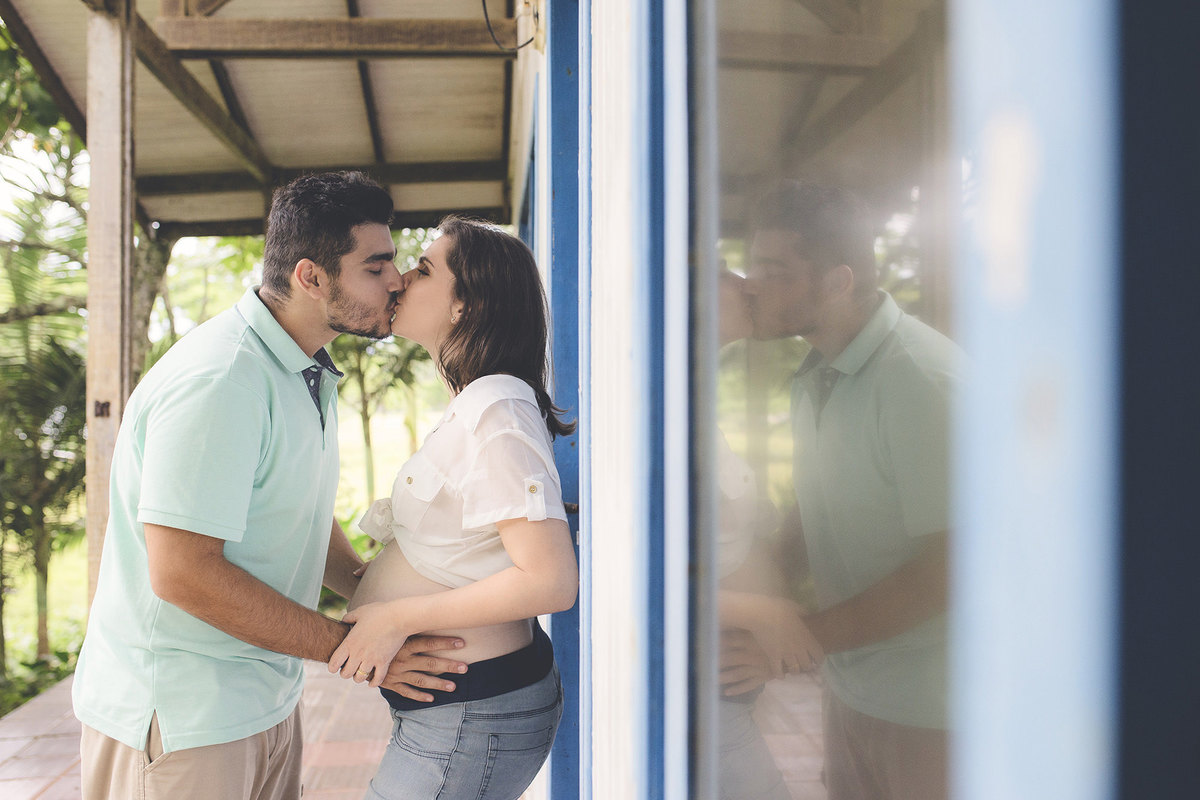 ensaio gestante - ensaio na praia - Bruna e Naum a espera de Cecília - fotografos de itapema - fotografos sc - chroma fotografia
