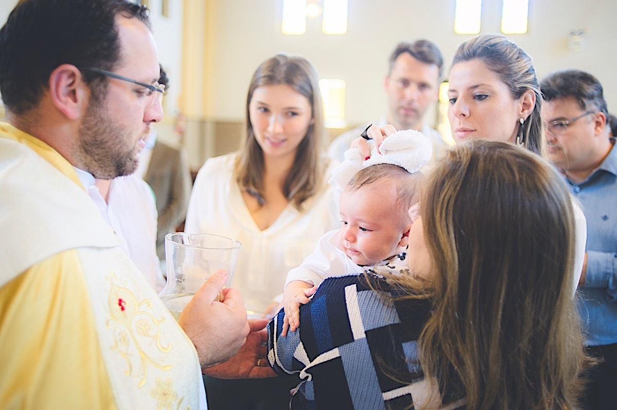 batismo - joão - seminário rio negrinho - igreja católica - fotógrafo rio negrinho - chroma fotografia