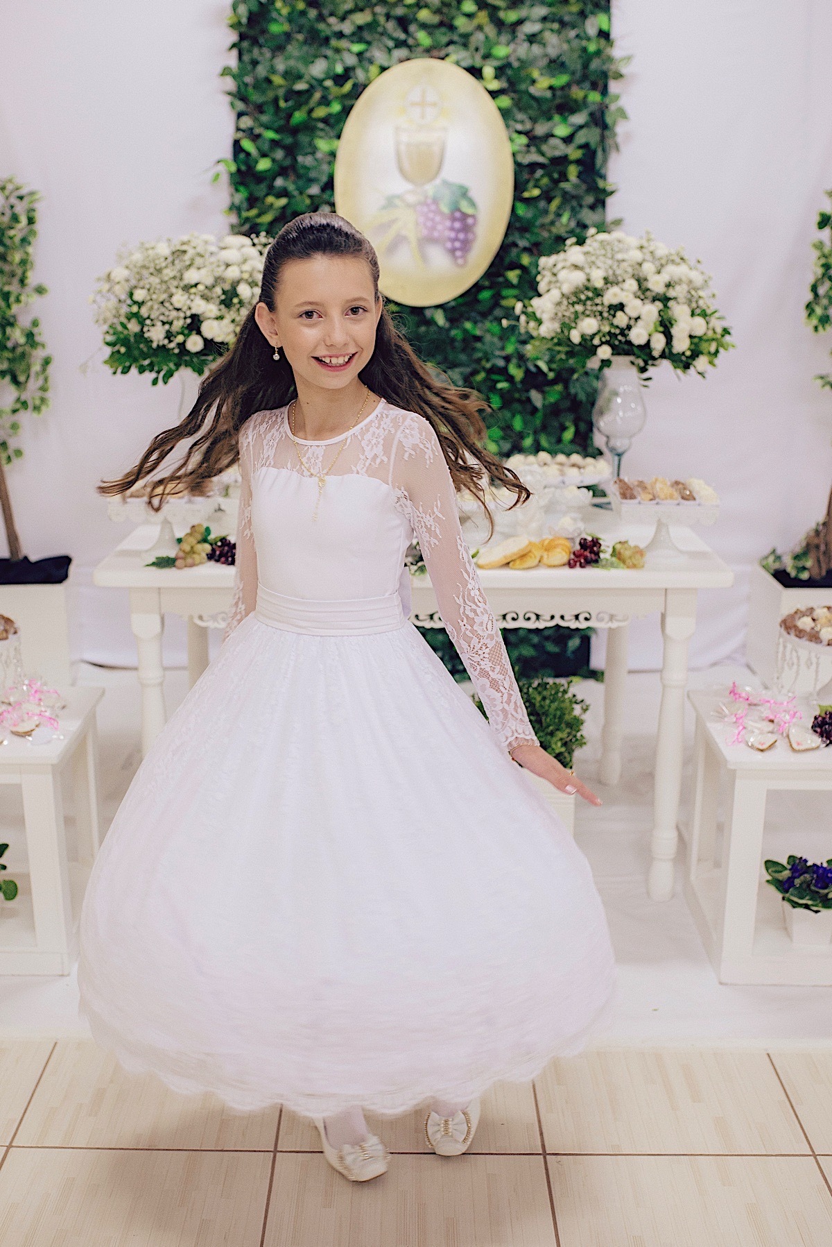 comunhão - 1ª eucaristia - julia - fotografia de eventos - fotógrafo são bento do sul - chroma fotografia