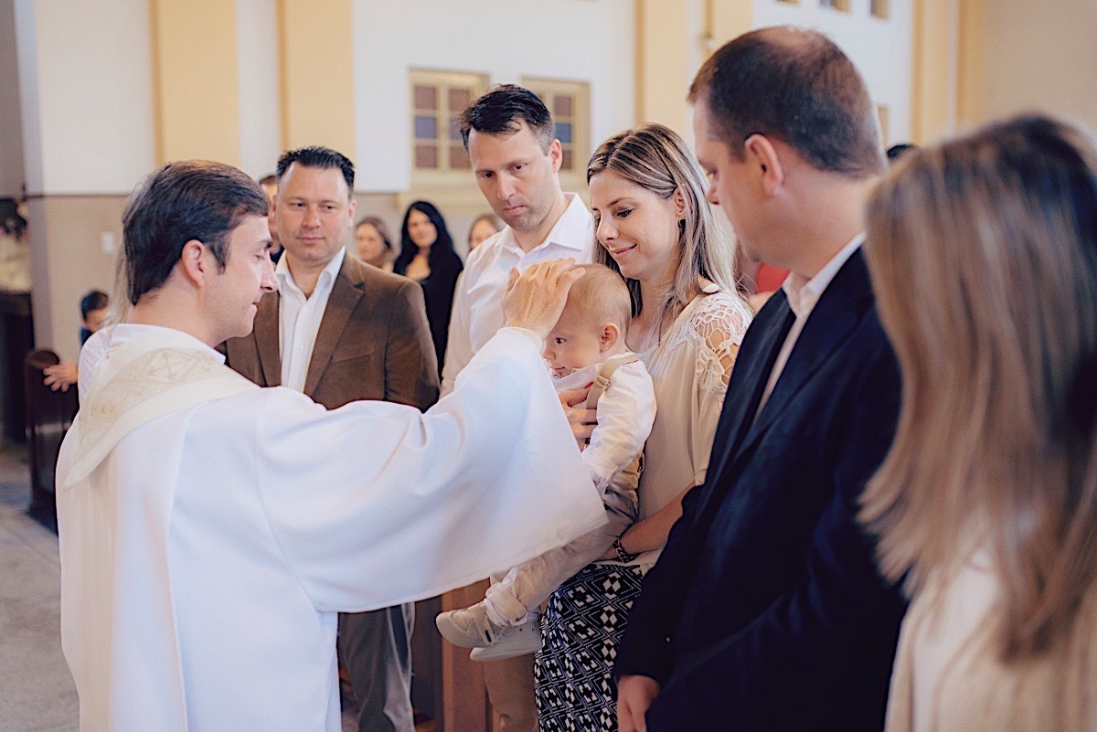 batismo - rio negrinho - pietro - família ronconi - igreja do seminário - chroma fotografia - fotógrafo rio negrinho