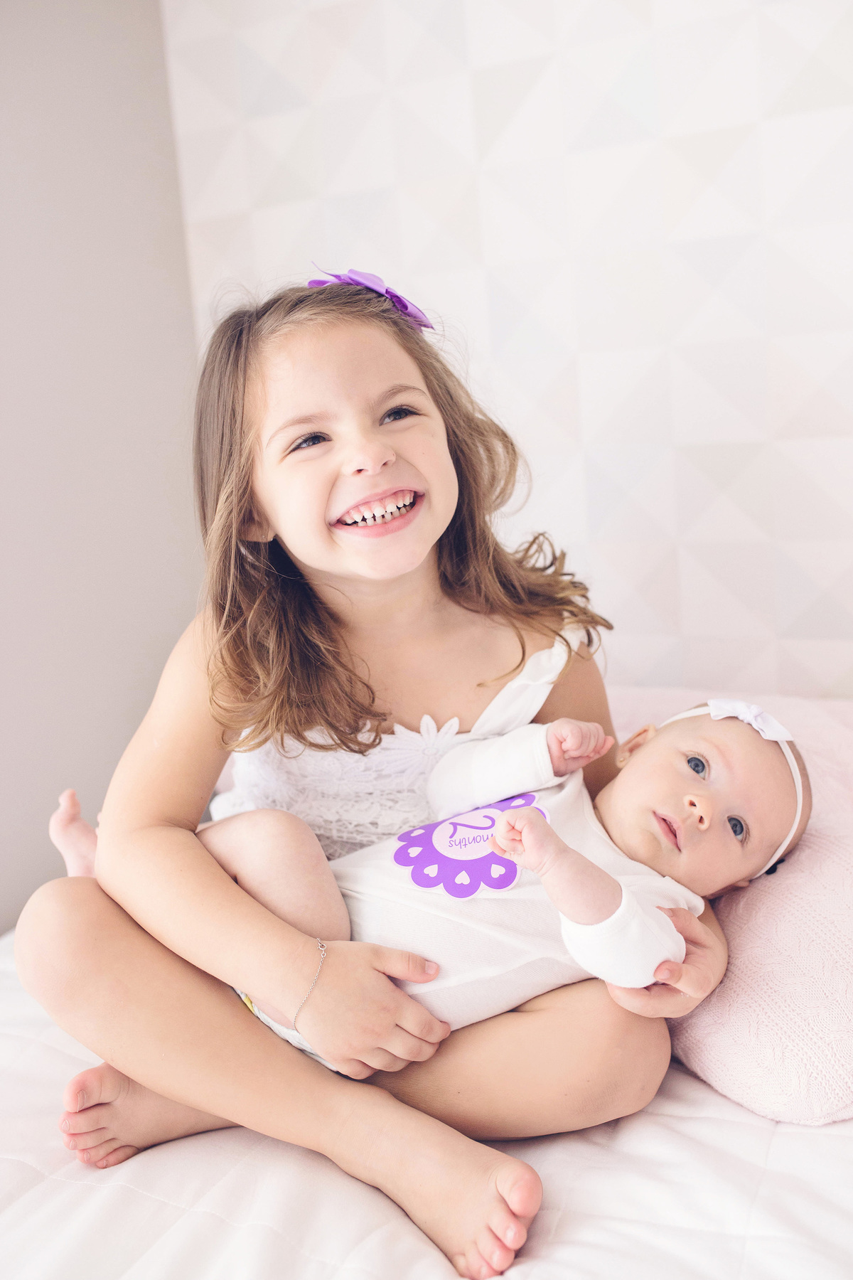 acompanhamento infantil - acompanhamento mensal - baby girl - mãe de menina - maternidade real - 12 meses - jaraguá do sul - ensaio em casa - chroma fotografia