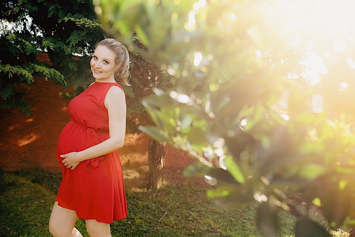 ensaio gestante - manu späth - matheus guedes reis - maria alice - ensaio em casa - mãe de menina - chroma fotografia