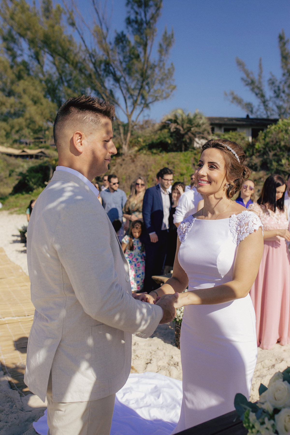 casamento - casamento na praia - casamento de dia - fotografos de casamento - fotografos jaraguá do sul - fotografos sc - casamento na praia do rosa - casamento Klaus e Karine - noivos 2019 - noivas 2019 - chroma fotografia