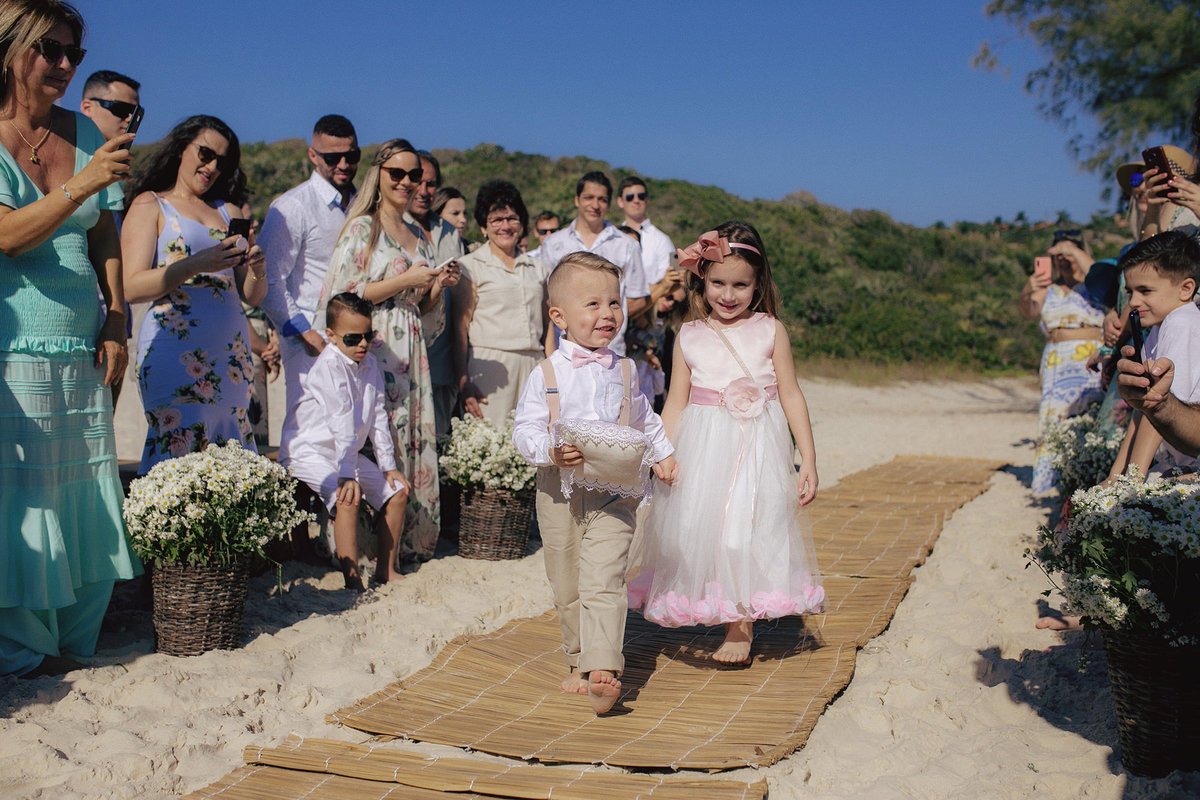 casamento - casamento na praia - casamento de dia - fotografos de casamento - fotografos jaraguá do sul - fotografos sc - casamento na praia do rosa - casamento Klaus e Karine - noivos 2019 - noivas 2019 - chroma fotografia