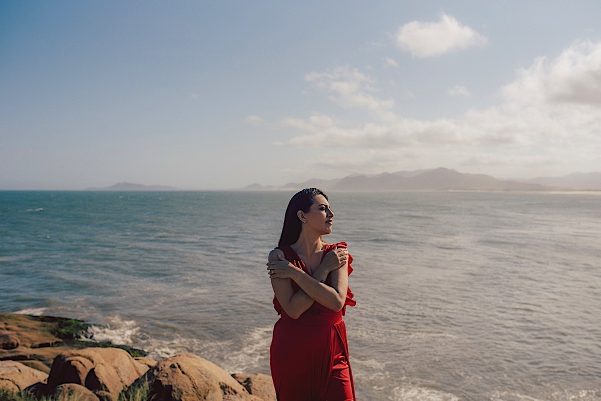 ensaio feminino - ensaio individual - ensaio na praia - guarda do embaú - santa catarina - sc - chroma fotografia - fotógrafo de sc - fabiana silva - pamela machado