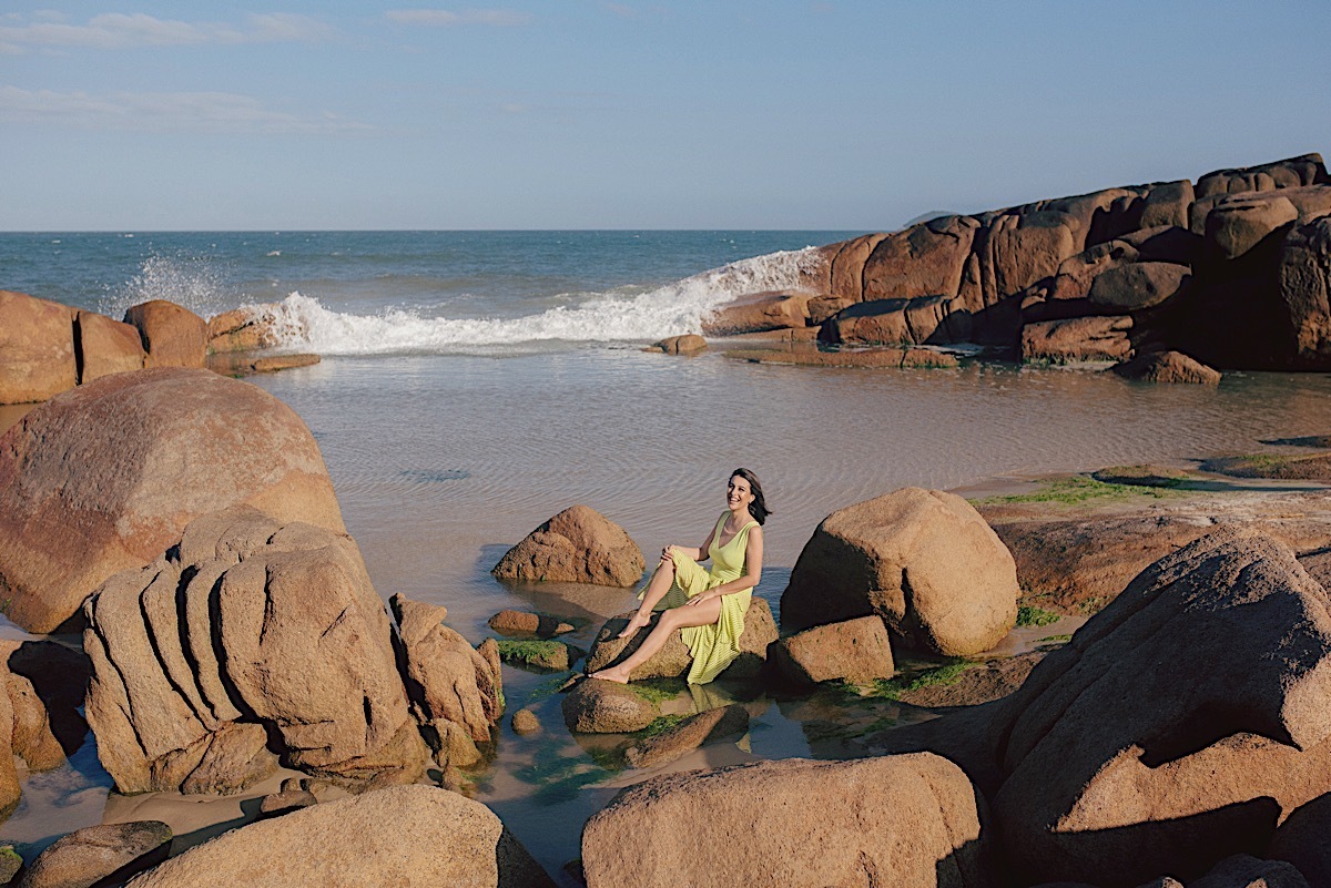 ensaio feminino - ensaio individual - ensaio na praia - guarda do embaú - santa catarina - sc - chroma fotografia - fotógrafo de sc - fabiana silva - pamela machado