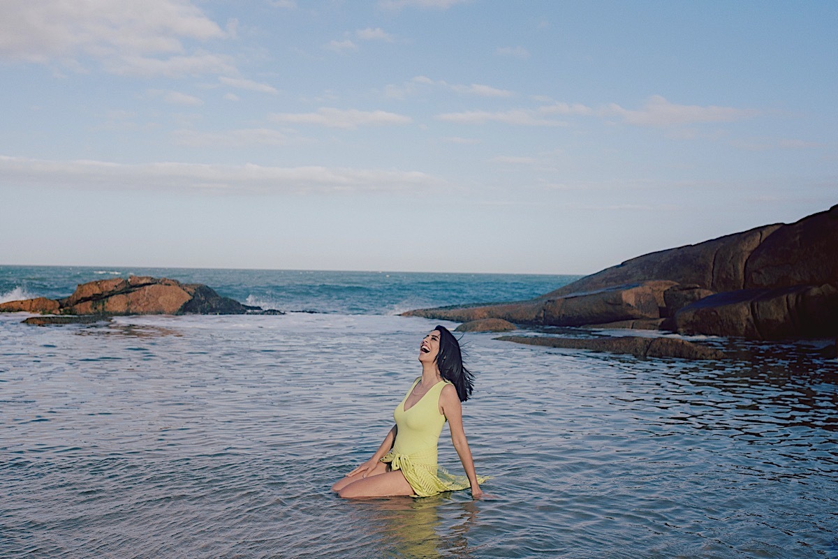 ensaio feminino - ensaio individual - ensaio na praia - guarda do embaú - santa catarina - sc - chroma fotografia - fotógrafo de sc - fabiana silva - pamela machado